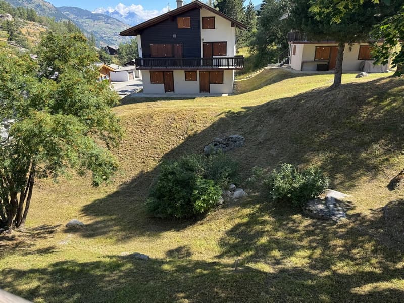 Modern Chalet in Grächen with Panoramic View (13)