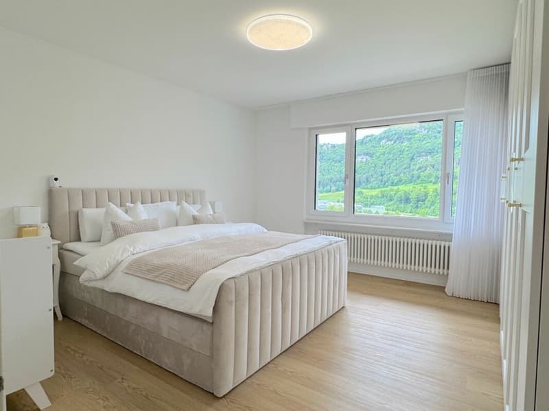 Renovated single-family home with fantastic panoramic views (4)