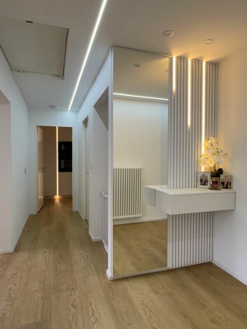 Renovated single-family home with fantastic panoramic views (8)