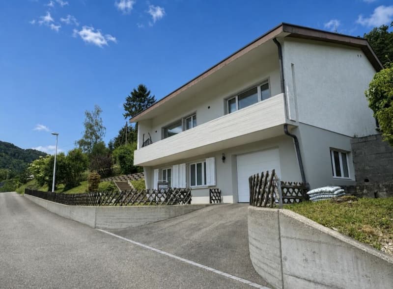Detached house in an elevated and optimally sunny location (12)
