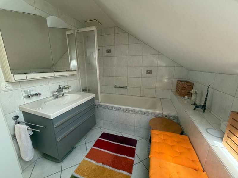 Gepflegte Doppelhaushälfte an leicht erhöhter, sonniger Lage mit unverbaubarer Aussicht (7)
