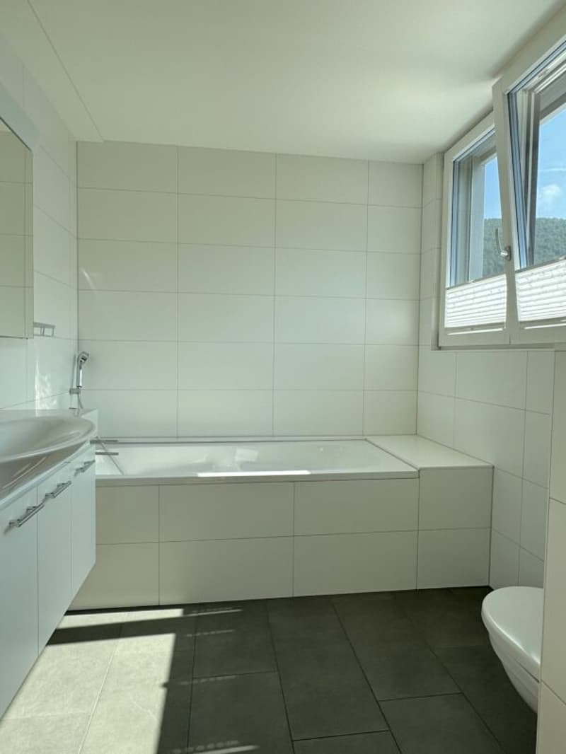 Charming and comfortable maisonette attic apartment with fantastic panoramic views (9)