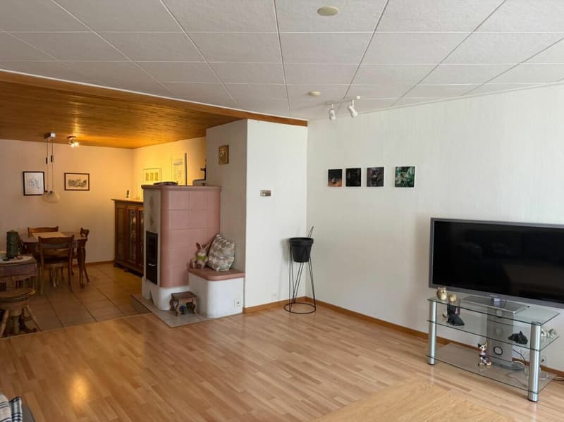 Charming semi-detached single-family house with versatile space offer in a quiet, central location (4)