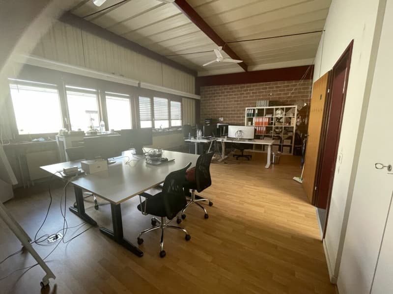 Gewerberäume an zentraler und beliebter Lage - im Baurecht (4)