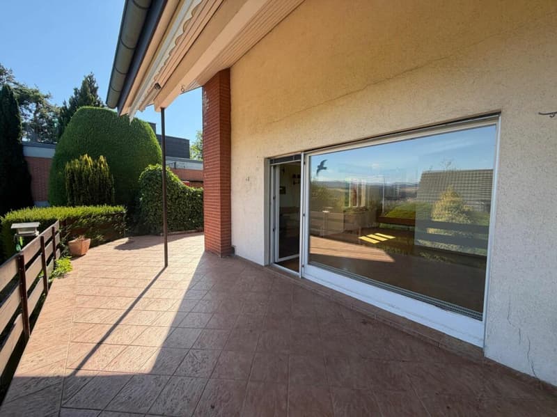 Freistehendes Einfamilienhaus mit Charme und Gartenparadies an attraktiver Wohnlage (6)