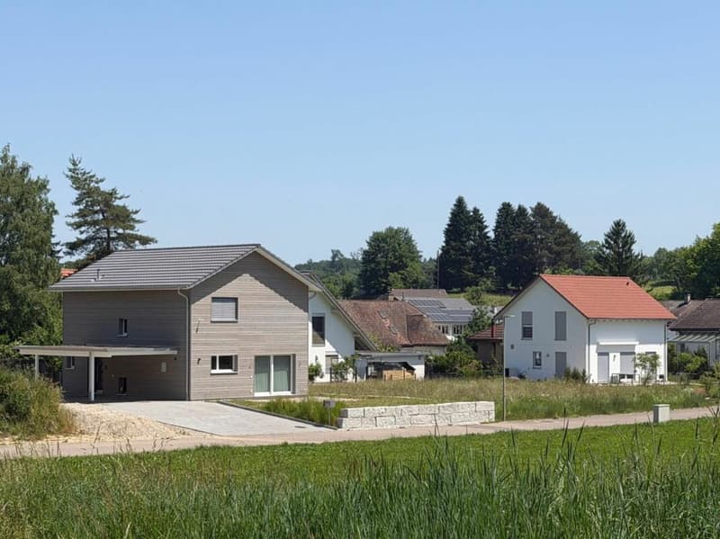 Modernes Einfamilienhaus mit hochwertigem Ausbau und intelligentem Loxone Smart Home (11)
