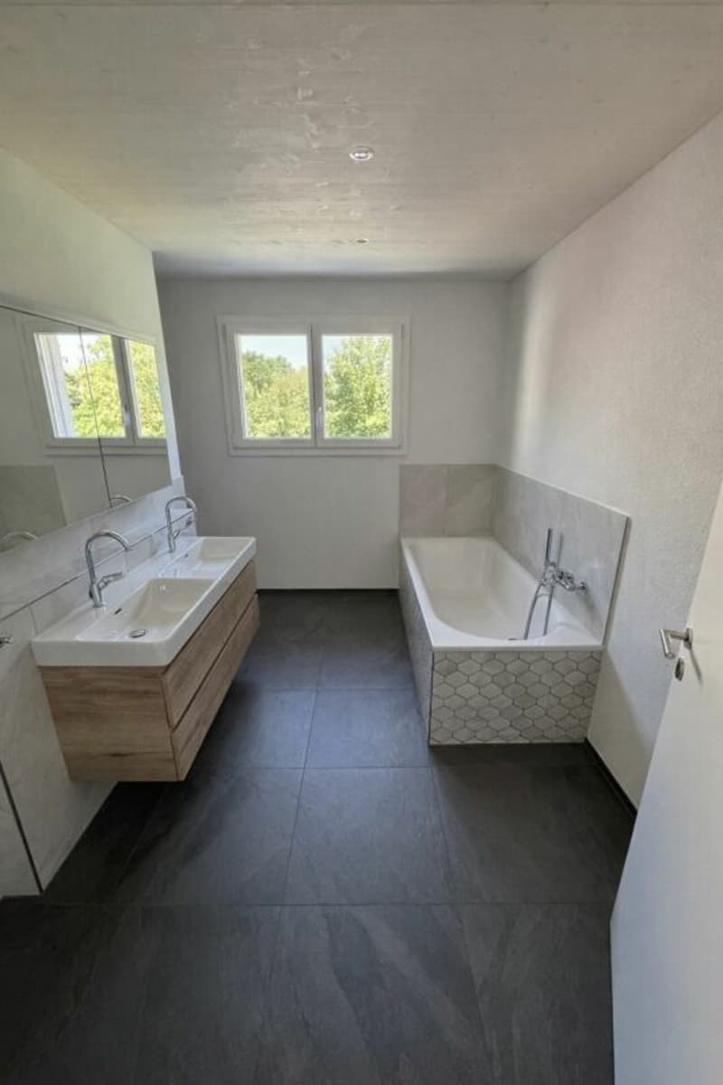 Modernes Einfamilienhaus mit hochwertigem Ausbau und intelligentem Loxone Smart Home (9)