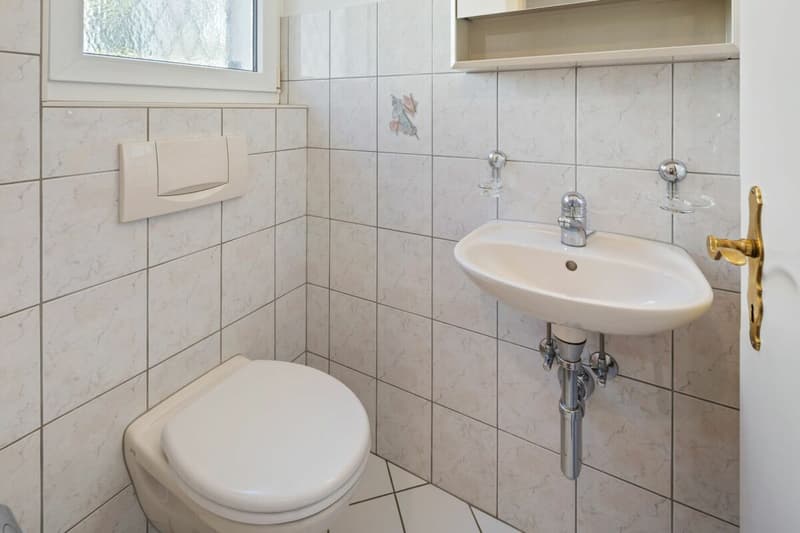 4-Bedroom Semi-Detached House (4)