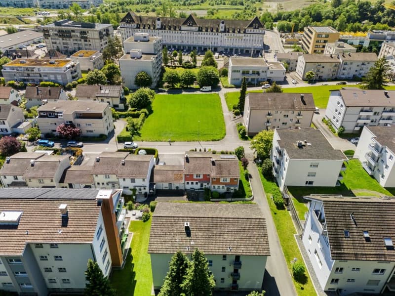 4-Bedroom Semi-Detached House (16)