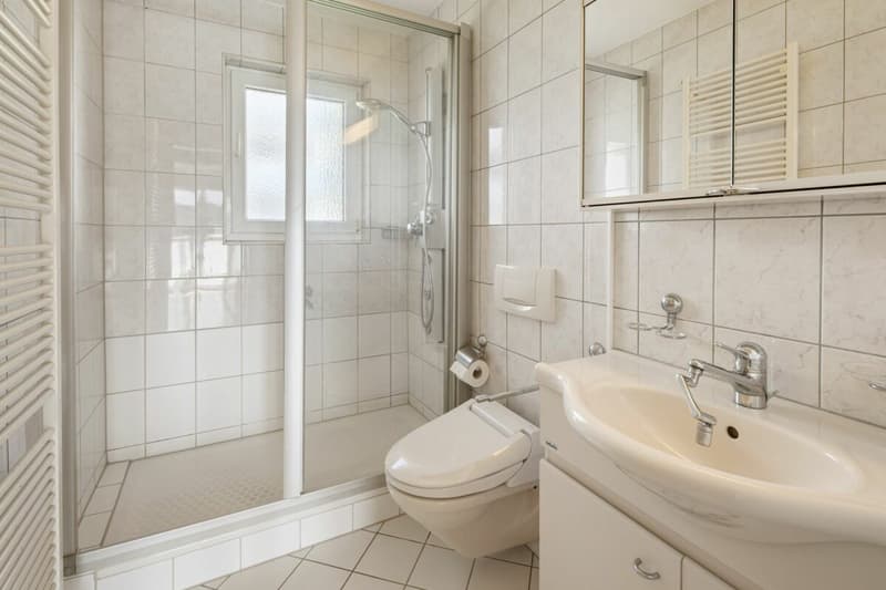 4-Bedroom Semi-Detached House (13)
