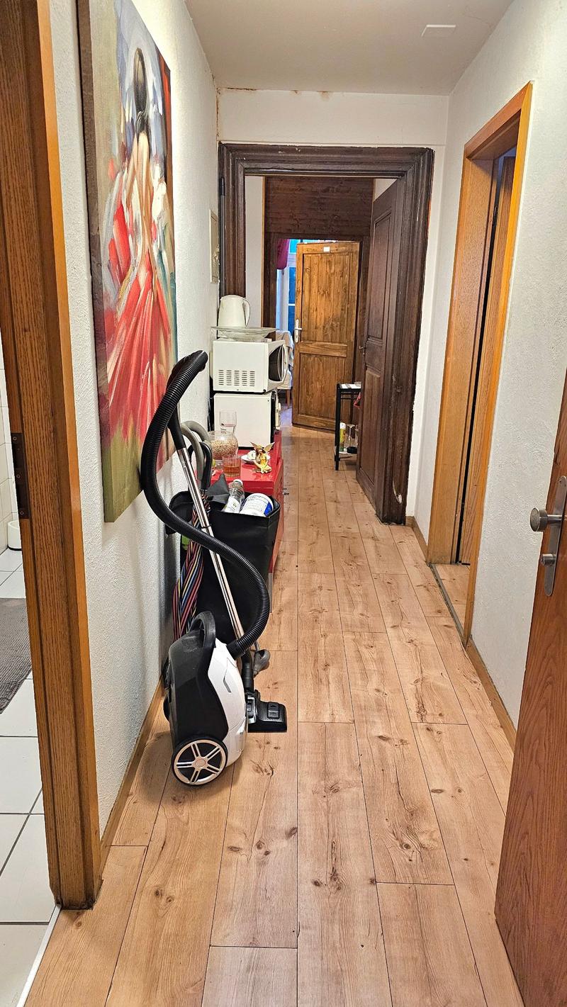 3-Zimmer Wohnung im 1.OG Gang