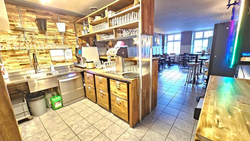 Bar / Restaurant