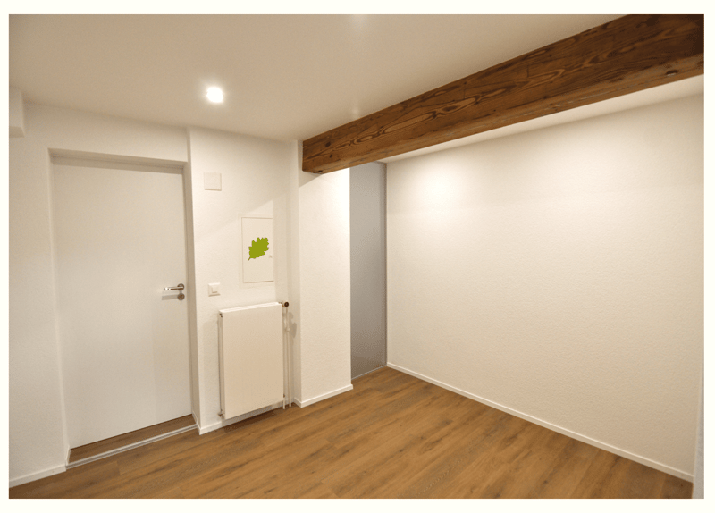 Attraktive 2.5 Zimmer Wohnung in historischen Mauern in Schinznach Dorf (8)