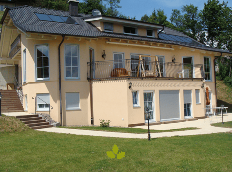 Luxuriöse Einliegerwohnung an Hanglage in Elfingen (1)
