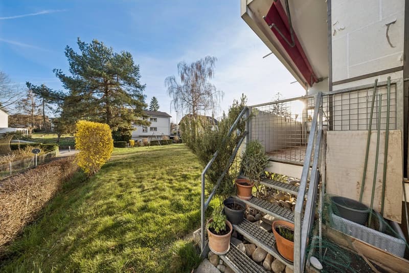 Attractive 4-room apartment with south-facing balcony and direct garden access in Münchenbuchsee (10)