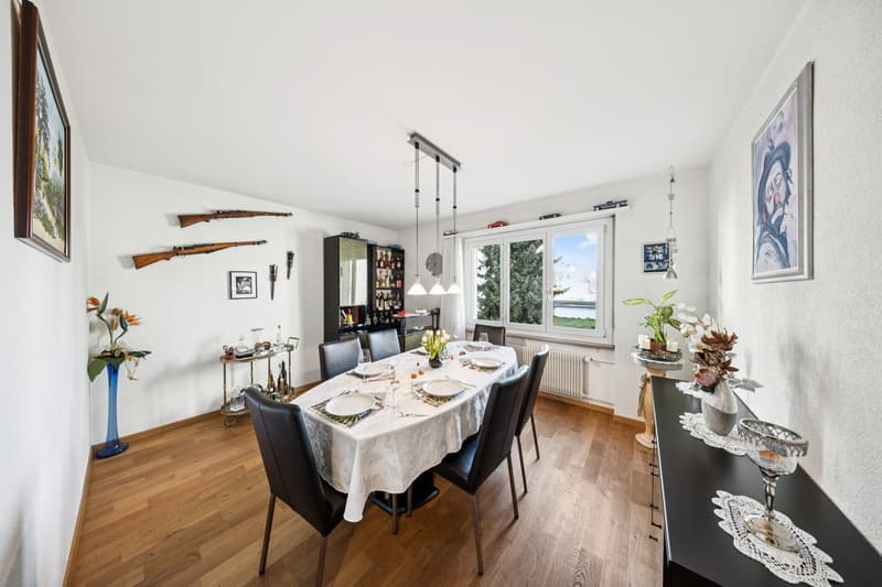 Attractive 4-room apartment with south-facing balcony and direct garden access in Münchenbuchsee (5)