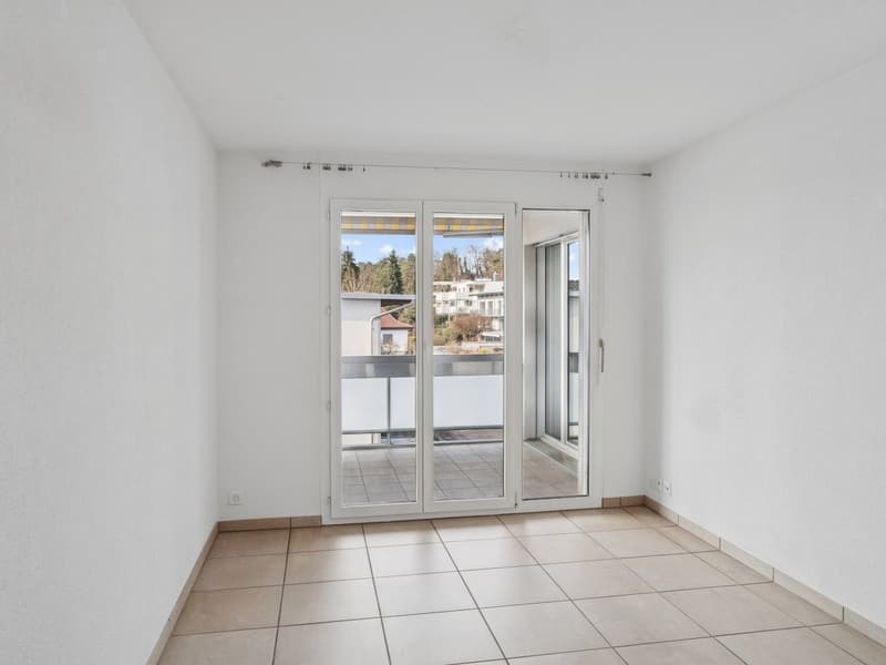 4.5-Zimmer-Wohnung mit 102 m², 15.7 m² Loggia & Schwedenofen – Wohnen mit Komfort in Lyss (5)