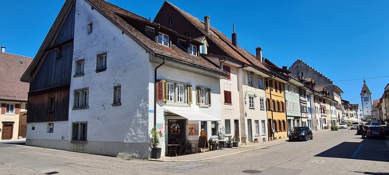Wohnhaus mit Bäckerei im Städtli Neunkirch (1)