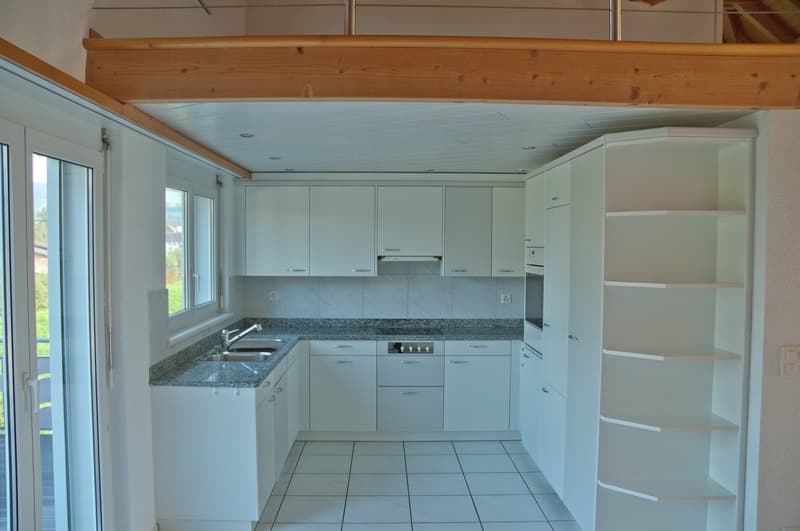 Charmante 5.5-Zimmer-Maisonette-Wohnung mit Seesicht in Eschenz (2)