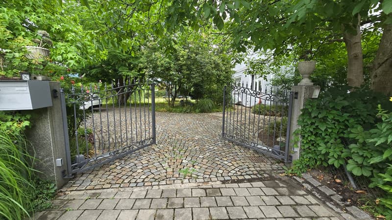 Eingang Privatstrasse Zufahrt Auto