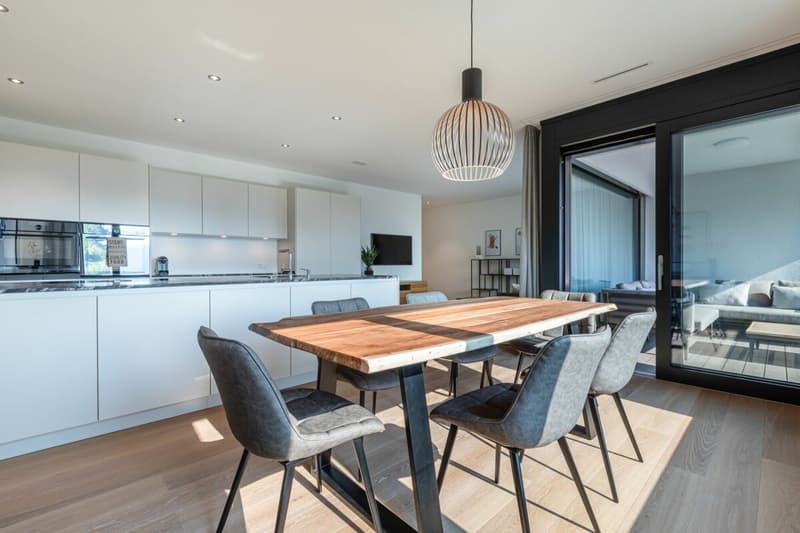 Modern, möbliert und zentral - 3.5-Zimmer-Wohnung in Rotmonten (4)
