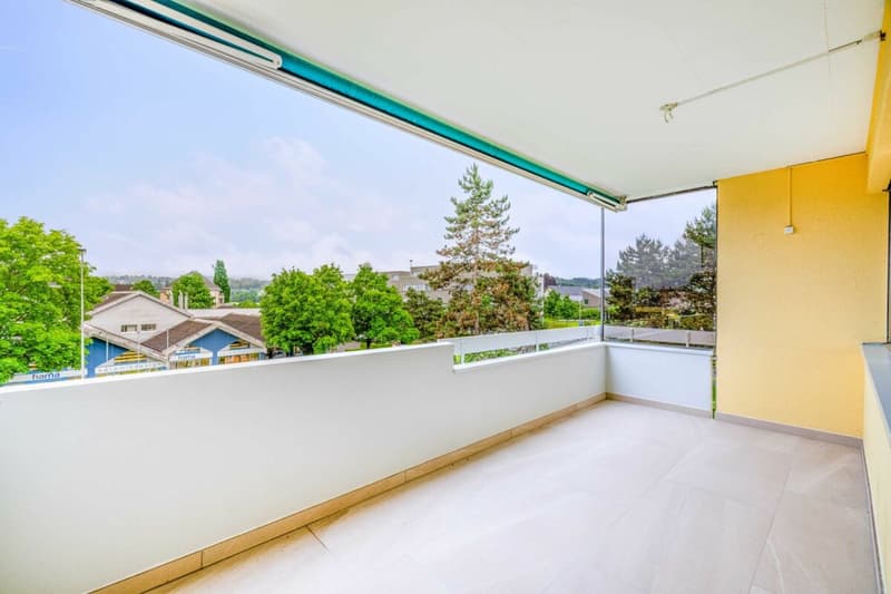 FAMILIENFREUNDLICHE, HOCHWERTIG RENOVIERTE, MODERNE 4.5-ZIMMER-WOHNUNG IN MEHRFAMILIENHAUS MIT LIFT (6)