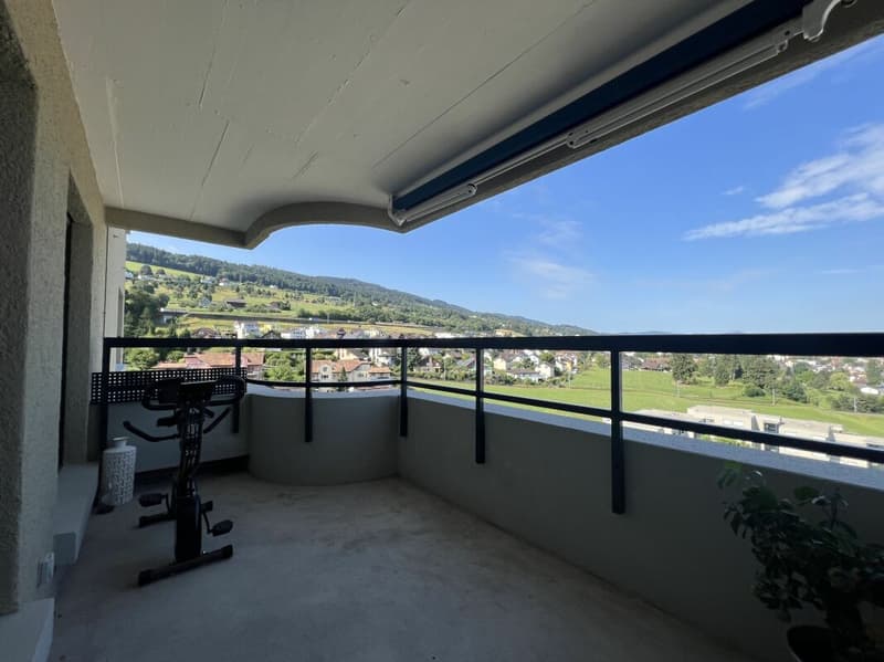 Appartement moderne avec vue sur le lac au-dessus des toits de Rorschacherberg (3)