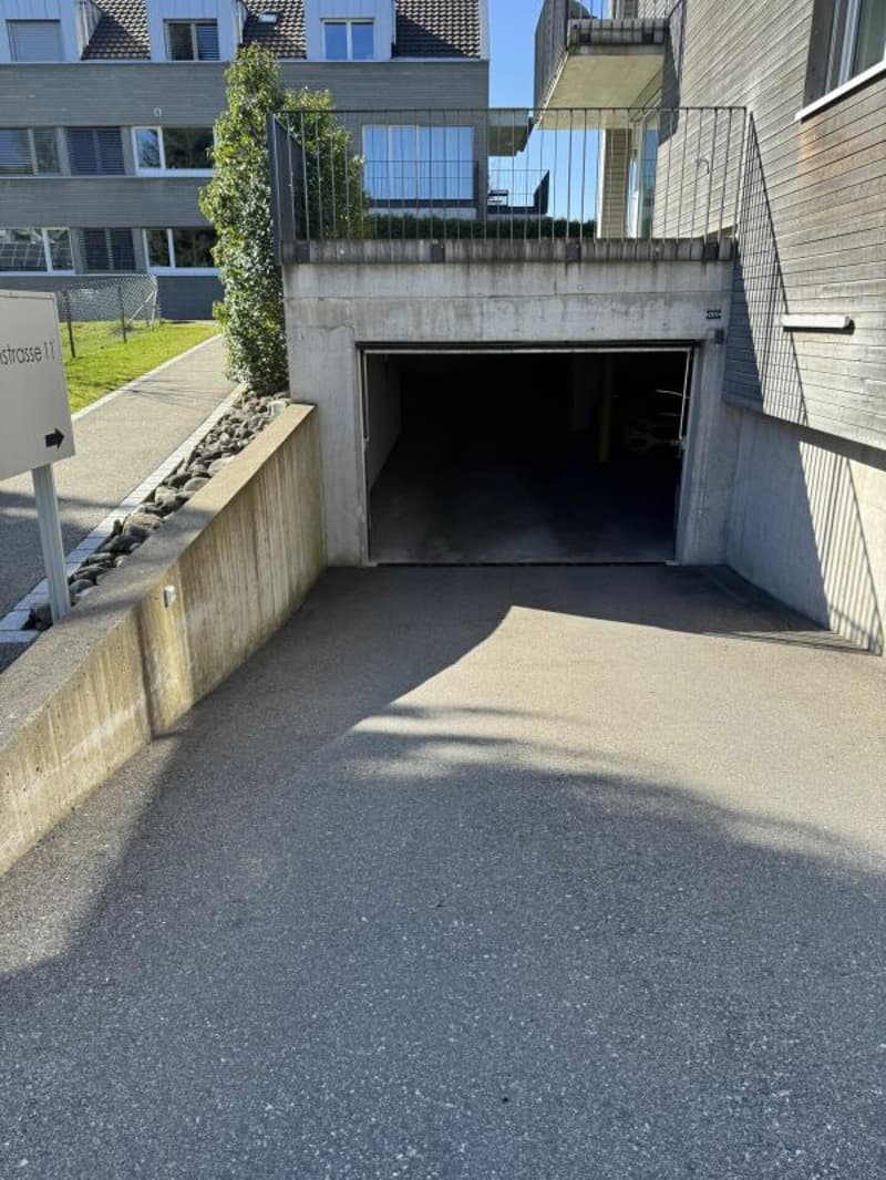 Place de parking en sous-sol à Niederteufen - disponible immédiatement (4)
