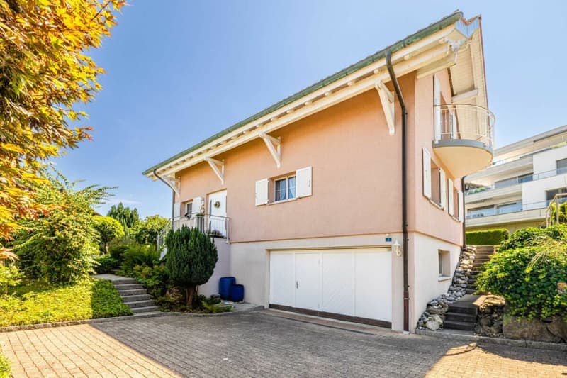 5.5-Zi. Einfamilienhaus mit Doppelgarage, grossem Garten und Whirlpool (3)