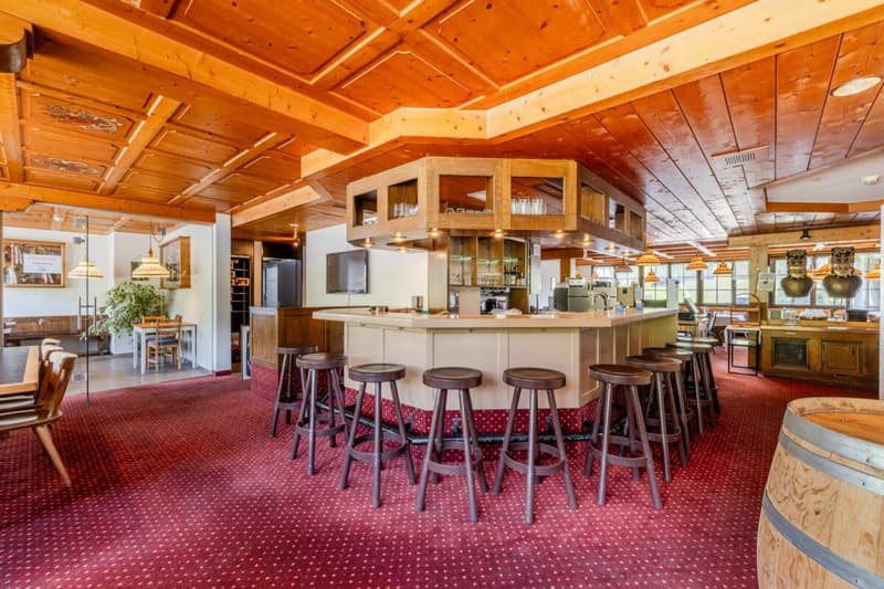 VIEL POTENZIAL AN BESTER LAGE: HOTEL TOGGENBURG MIT TRAUMAUSSICHT UND IDEALER STRUKTUR (7)