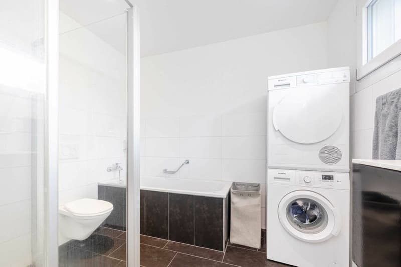 4.5-Zimmer Gartenwohnung | Seenah und zentral wohnen im steuergünstigen Bottighofen (6)