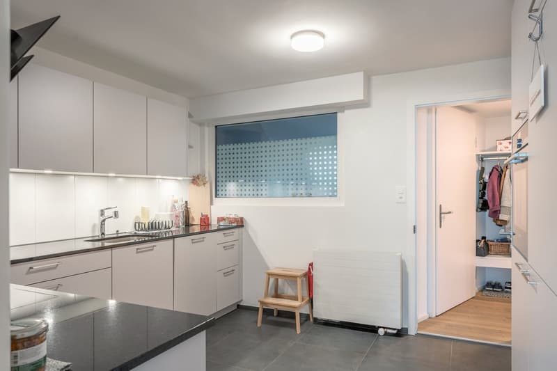Etziken: Charmant appartement 4.5 pièces avec balcon (13)