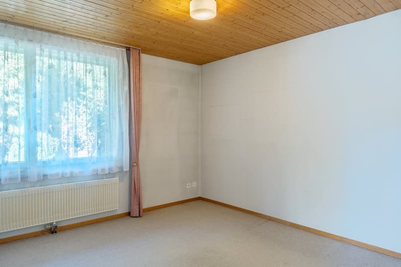 Grosszügiges Doppeleinfamilienhaus an bester Lage in Ittigen (16)