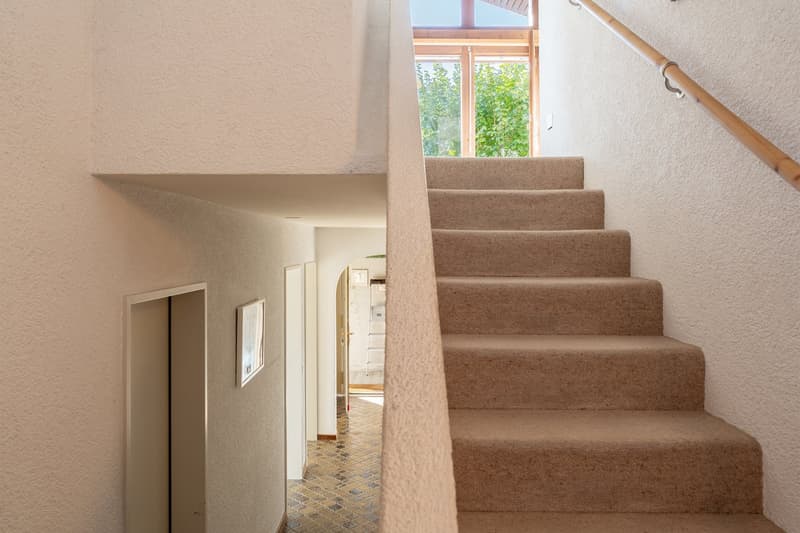Grosszügiges Doppeleinfamilienhaus an bester Lage in Ittigen (12)