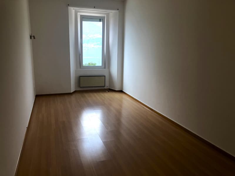 Stattliche Liegenschaft  mit Ausbaupotenzial  Casa imponente con appartamenti  con grande potenziale (10)