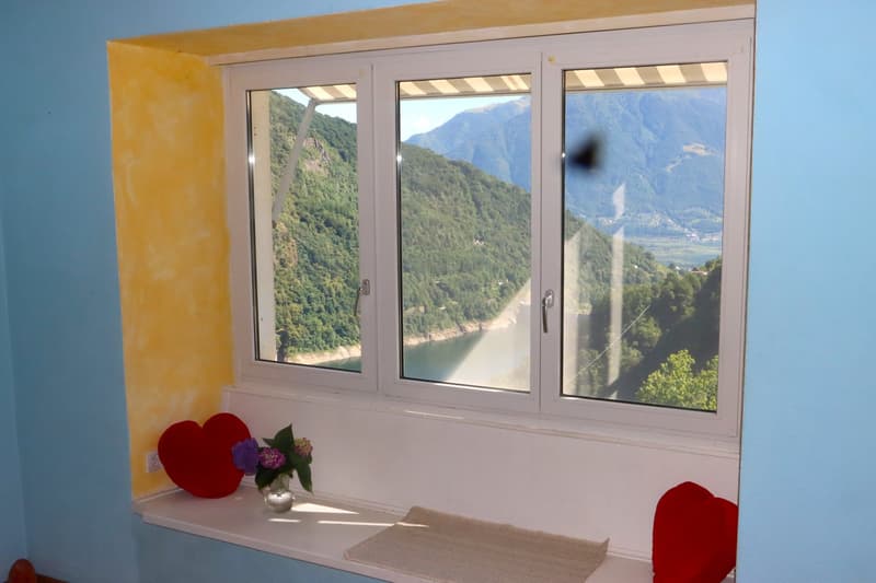 Über den Seen sonniges Zweifamilienhaus (11)