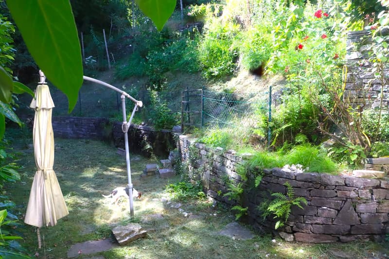 Über den Seen sonniges Zweifamilienhaus (19)