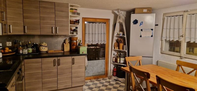Casa unifamiliare in posizione centrale (2)
