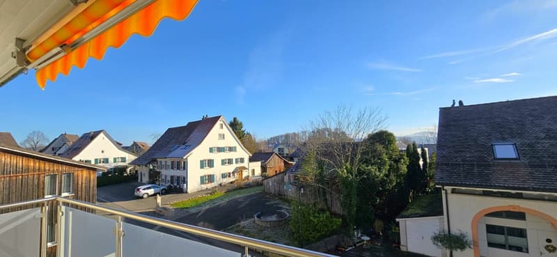 Sonne und Weitblick vom Balkon