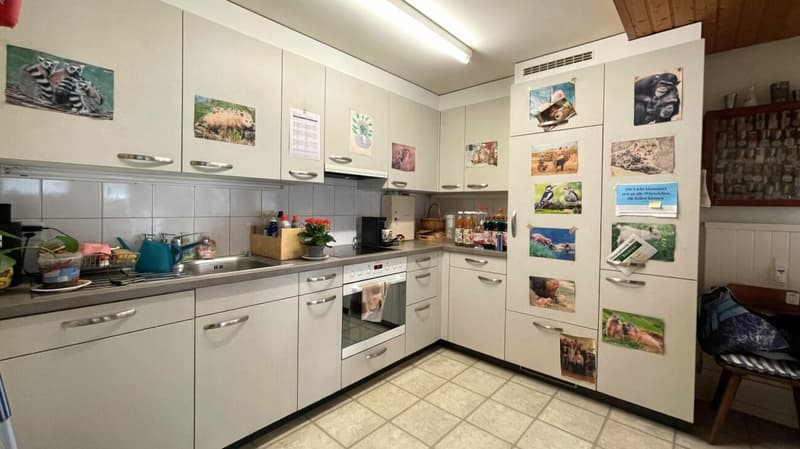 Wohn- und Geschäftshaus mit Parkplätzen in Buckten/BL (9)
