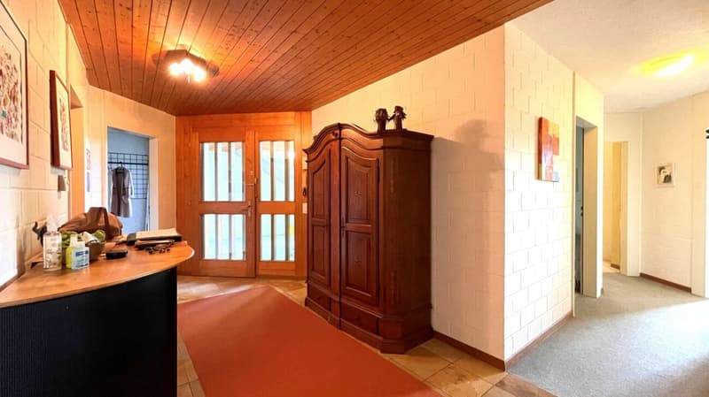 Vorplatz 302 und Gang 303 (W1)