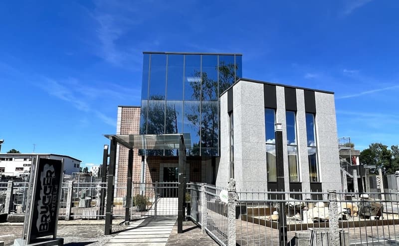 Betriebsliegenschaft in bester Lage in 6890 Lustenau/Vorarlberg/Österreich zu verkaufen (2)