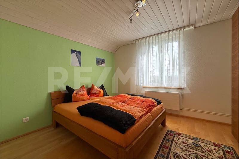 Well-maintained single-family house in a quiet neighborhood, ready to move in immediately (8)