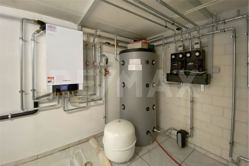 Rental property, rural location and plenty of sunshine (5)