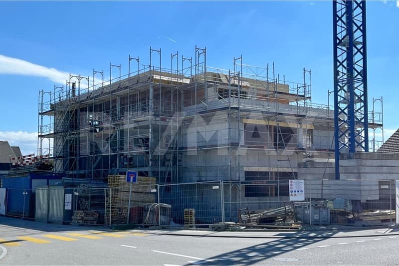 Nouveau bâtiment, situé dans un endroit calme, avec beaucoup de soleil et une conception intérieure à déterminer par vous-même (en construction) (6)