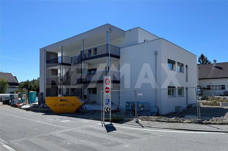 Neubau, ruhig gelegen, viel Sonne und Innenausbau selbst bestimmen (im Bau befindlich) (2)