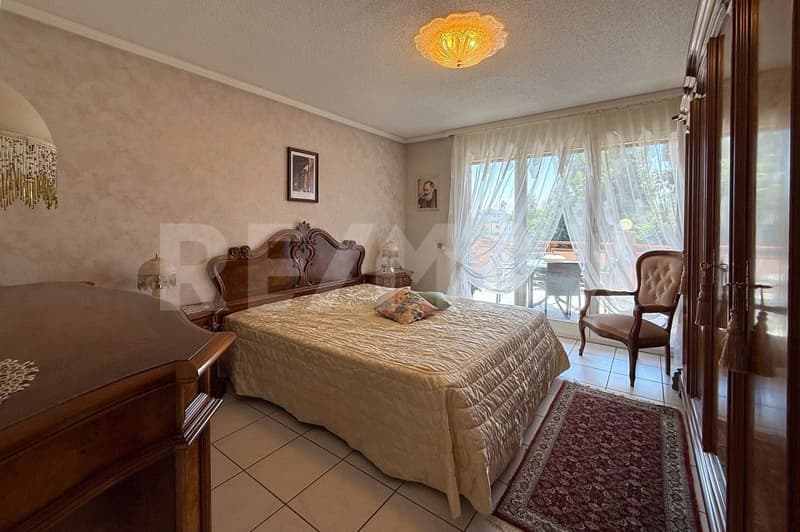 Viel Platz zum Wohlfühlen sonnige 5½-Zimmer-Eigentumswohnung mit Wintergarten und Cheminée (8)