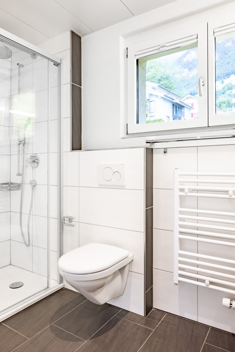 Badezimmer im EG mit Dusche
