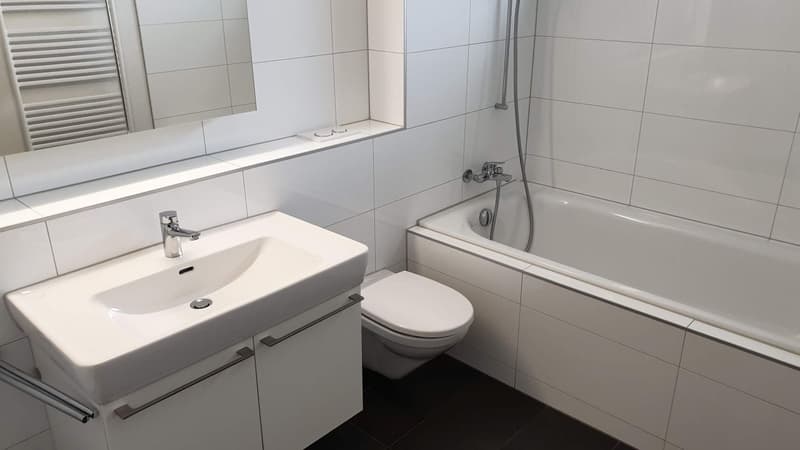 Bright 3.5-room apartment with seating area (7)
