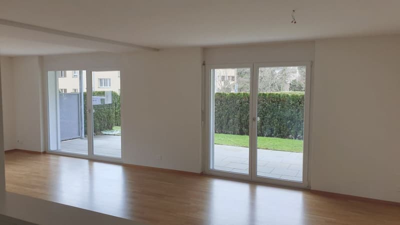 Bright 3.5-room apartment with seating area (6)